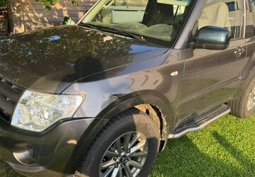 Mitsubishi Pajero 180.000 km 11.500 &euro; München 80995