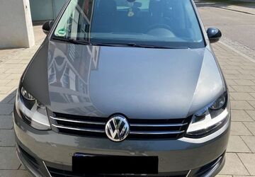 VW Sharan 45.000 km 28.100 &euro; München 81829