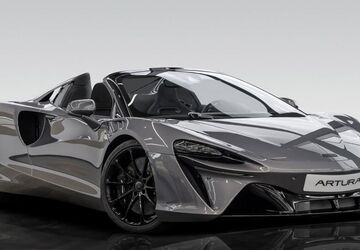 McLaren Artura 1.700 km 274.700 &euro; München 80939