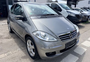 Mercedes-Benz A 170 231.000 km 2.490 &euro; München 81825