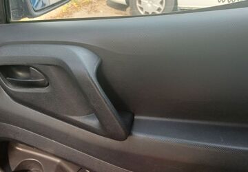 Peugeot Partner 107.000 km 4.100 &euro; München 81927