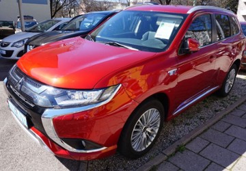Mitsubishi Plug-in Hybrid Outlander 127.884 km 15.999 &euro; München 81549