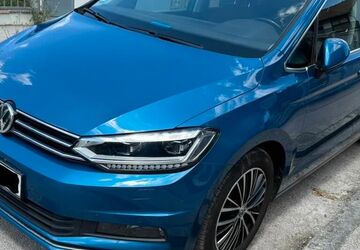 VW Touran 99.800 km 21.800 &euro; München 80939