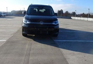 VW Caddy Maxi 2.500 km 49.490 &euro; München 80686