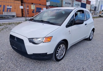 Mitsubishi Colt 75.500 km 2.222 &euro; München 81827
