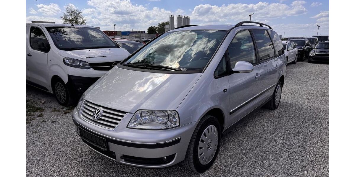 VW Sharan 200.000 km 2.800 &euro; München 81829