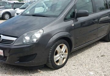 Opel Zafira 214.000 km 2.850 &euro; München 81829