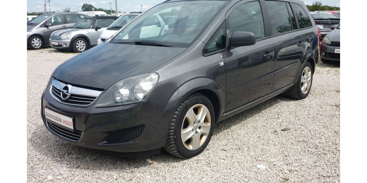 Opel Zafira 214.000 km 2.850 &euro; München 81829