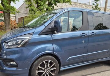 Ford Tourneo Custom 60.000 km 31.500 &euro; München 81477