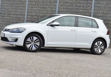 VW Golf 54.750 km 15.980 &euro; München 81243