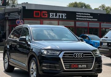 Audi Q7 146.000 km 22.999 &euro; München 81825