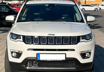Jeep Compass 48.600 km 18.400 &euro; München 80939