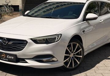 Opel Insignia 82.437 km 17.900 &euro; München 81677