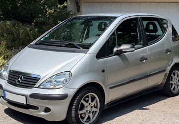 Mercedes-Benz A 160 130.000 km 1.100 &euro; München 81925