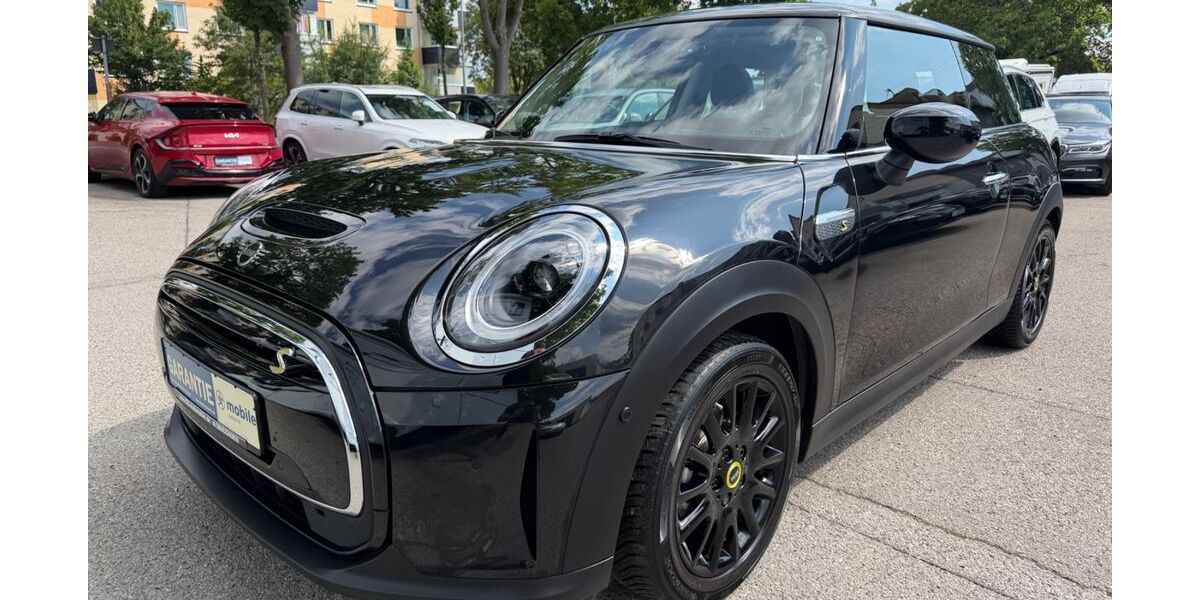 Mini Cooper SE 25.308 km 19.999 &euro; München 81243
