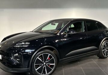 Porsche Macan 7.400 km 93.900 &euro; München 80993