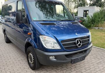 Mercedes-Benz Sprinter 223.758 km 6.900 &euro; München OT Trudering-Riem 81825