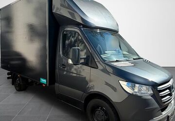 Mercedes-Benz Sprinter 196.000 km 28.990 &euro; München 81249