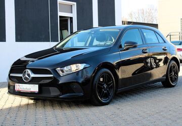Mercedes-Benz A 180 103.162 km 18.300 &euro; Unterschleißheim 85716