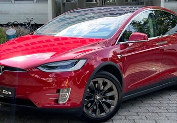 Tesla Model X 135.588 km 33.700 &euro; München 81677