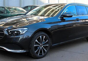 Mercedes-Benz E 300 130.000 km 24.399 &euro; München 80636