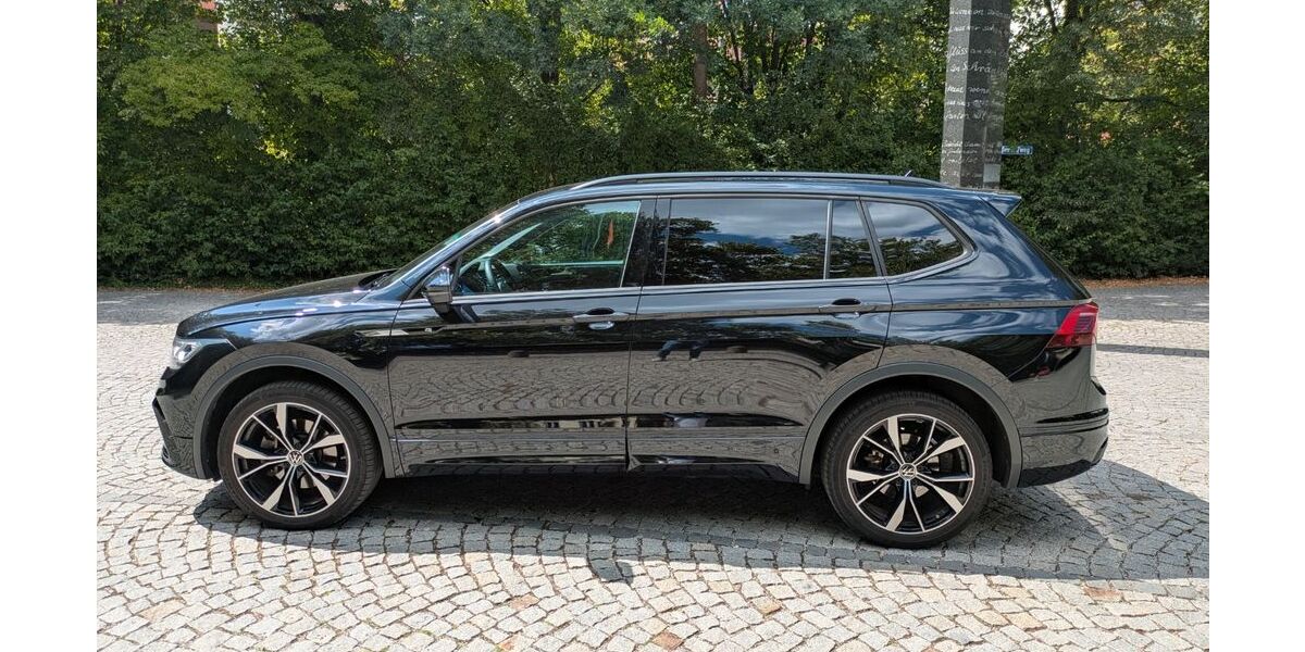 VW Tiguan Allspace 28.000 km 36.700 &euro; München 80804