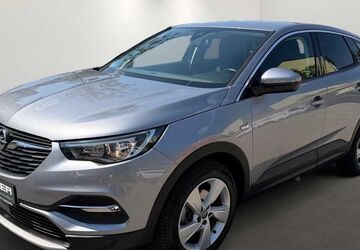 Opel Grandland (X) 40.599 km 16.900 &euro; München 81547