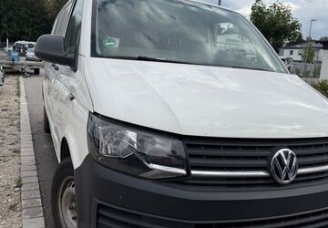 VW T6 Transporter 345.896 km 4.350 &euro; Puchheim 82178