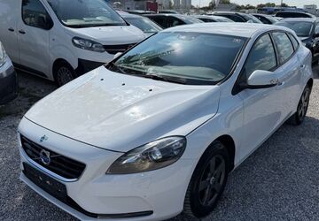Volvo V40 230.000 km 3.480 &euro; München 81829