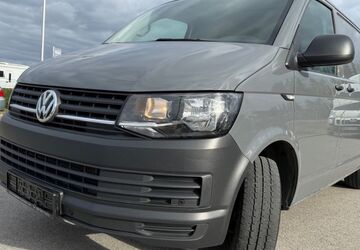 VW T6 Transporter 255.698 km 10.999 &euro; Puchheim 82178