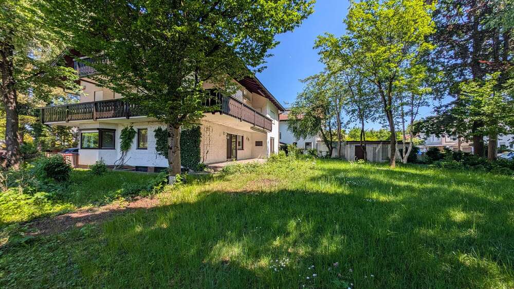Etagenwohnung Gröbenzell - 3 Zimmer, 129 m&sup2;, 1.800&euro; | Angebot:26818343