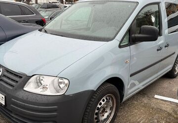 VW Caddy 109.000 km 6.850 &euro; München 81479