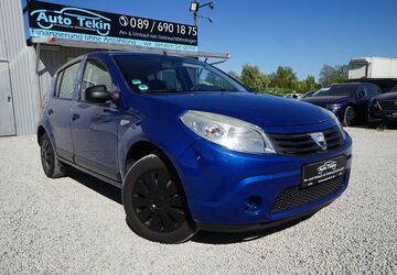 Dacia Sandero 126.217 km 2.490 &euro; München 81829