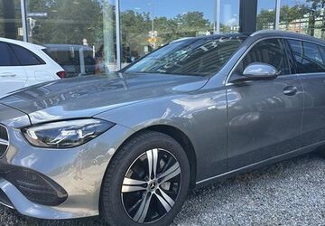Mercedes-Benz C 300 13.625 km 41.900 &euro; München 81379
