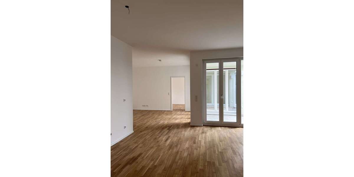 Etagenwohnung München Sendling-Westpark - 3 Zimmer, 90 m&sup2;, 2.350&euro; | Angebot:27067011