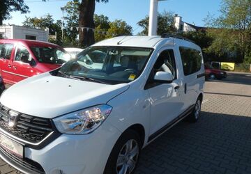 Dacia Dokker 74.251 km 7.999 &euro; München 81825