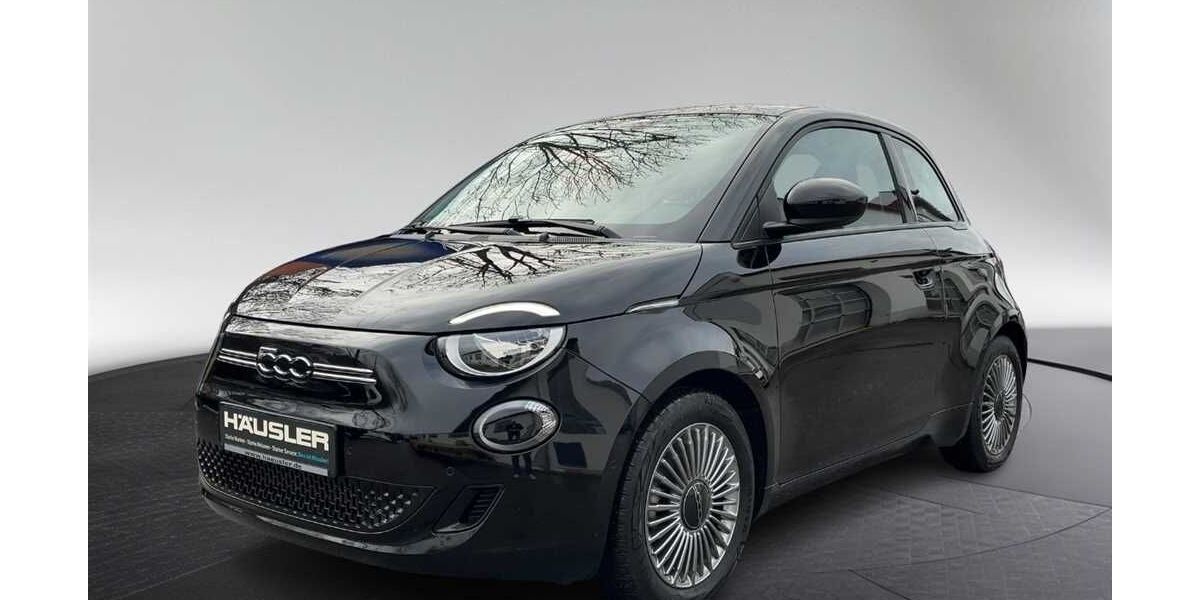 Fiat 500 18.000 km 19.490 &euro; München 81249