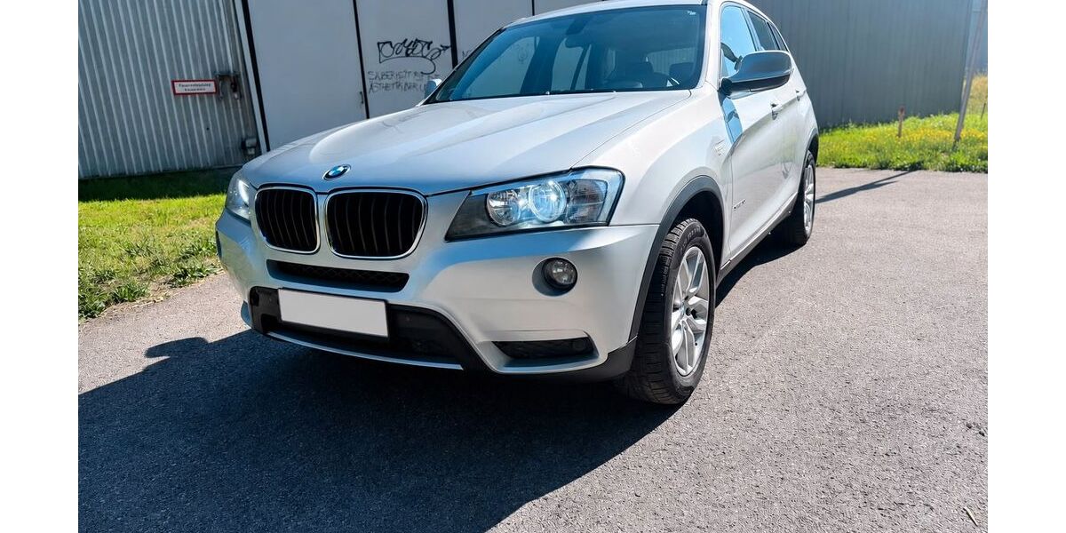 BMW X3 107.207 km 12.800 &euro; München 80999