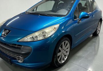 Peugeot 207 79.111 km 3.999 &euro; München 80636