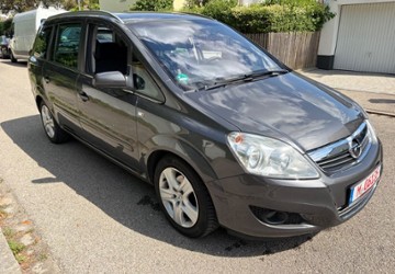 Opel Zafira 179.887 km 1.999 &euro; München 81929