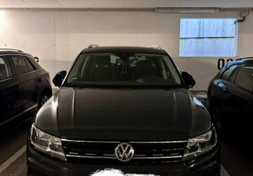 VW Tiguan 75.820 km 21.000 &euro; München 81369