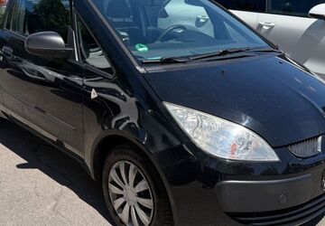 Mitsubishi Colt 208.796 km 990 &euro; München 81243