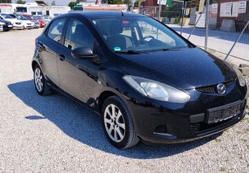 Mazda 2 197.000 km 1.250 &euro; München 81827