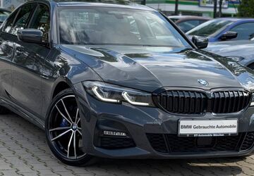 BMW 320 130.000 km 30.950 &euro; München 81243