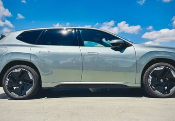 BMW iX3 6.000 km 84.000 &euro; München 81249