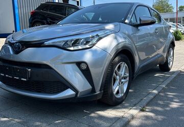 Toyota C-HR 25.689 km 21.500 &euro; München 81825