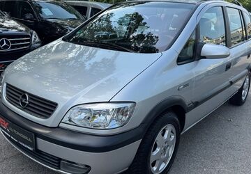 Opel Zafira 66.300 km 5.990 &euro; München 81243