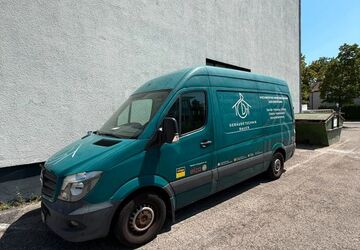 Mercedes-Benz Sprinter 198.000 km 12.800 &euro; Gräfelfing 82166
