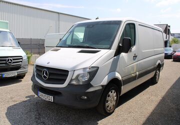Mercedes-Benz Sprinter 184.000 km 12.990 &euro; Puchheim-Bhf bei München 82178