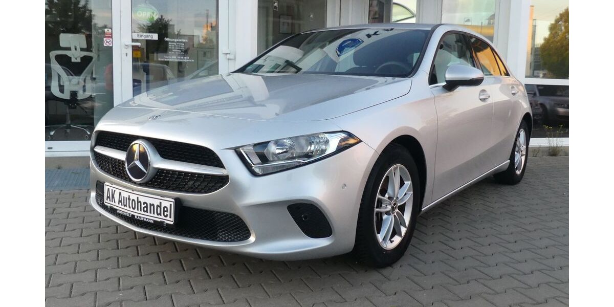 Mercedes-Benz A 180 35.338 km 21.099 &euro; München 80687